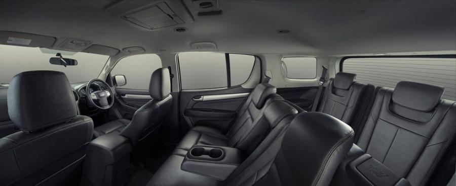  Isuzu MU-X 2013 года  (фото 28 из 30)